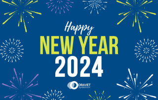 Blauer Hintergrund mit grafischen Elementen, die Feuerwerk darstellen sollen in weiß, gelb und lila. Dazu der Schriftzug "Happy New Year 2024" und das Logo des Dravet-Syndrom-Vereins.