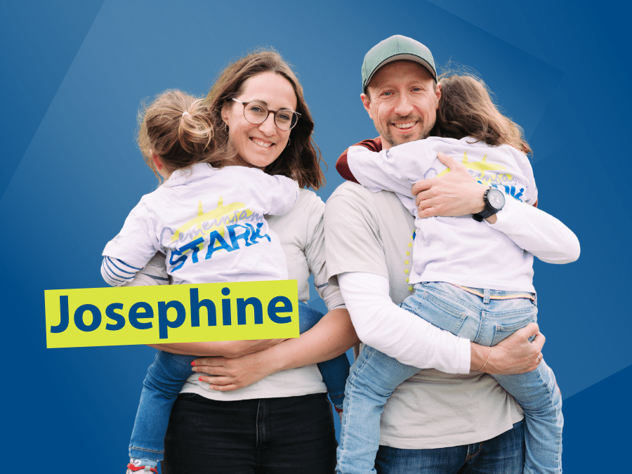 Porträt von Josephine und ihren Eltern sowie ihrer Schwester